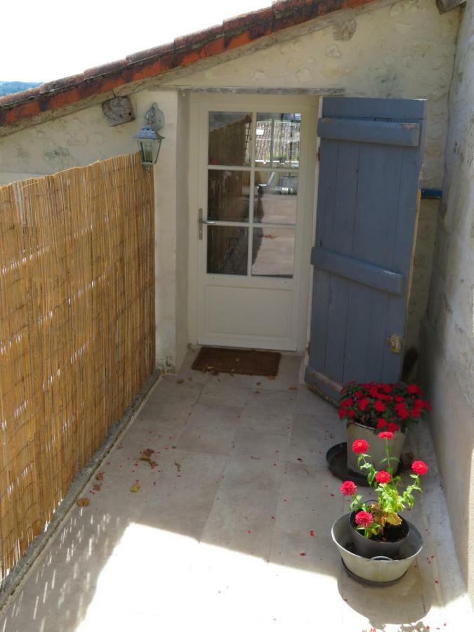 Apartment Bellevue Aubeterre-sur-Dronne Exterior photo